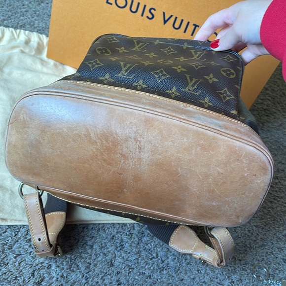 Louis Vuitton Monogram Montsouris GM Backpack - Picture 15 of 17